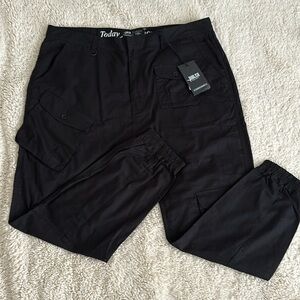 Publish Men's Joggers Pants Size 42 | NWT | Izzy Style